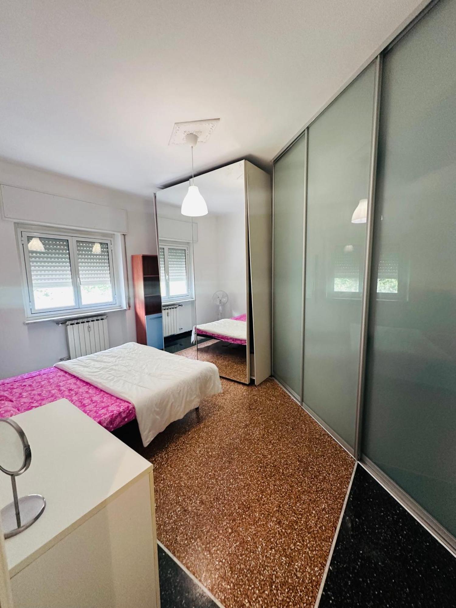 Entire 3 Bed Rooms Apartment,Centrum Genua Buitenkant foto